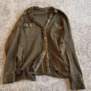 Free people waffle Olive Green Button-Up Shirt XS